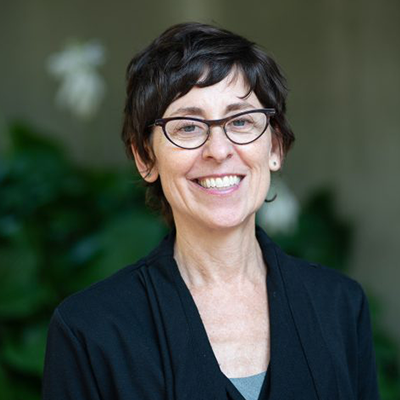 Headshot of Maureen Weller